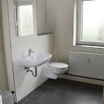 アパート Schlafschoen Monteurunterkunft Böhlen